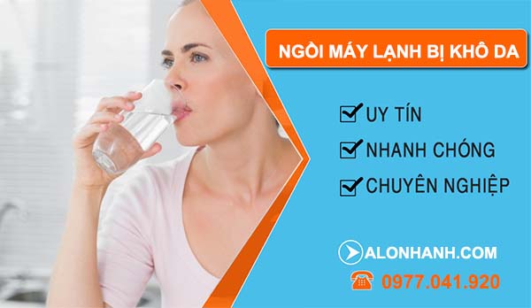 ngồi máy lạnh bị khô da