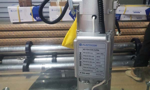 mô tơ cửa cuốn austdoor s500
