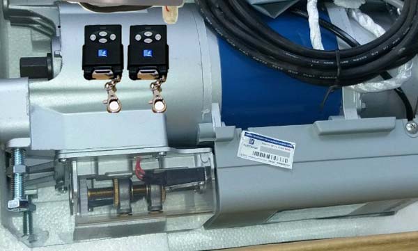 tìm- hiểu mô tơ cửa cuốn austdoor ah300